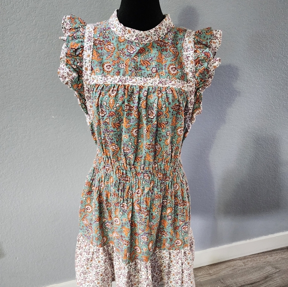 Floral Ruffle Sleeve Dress - Picture 4 of 13